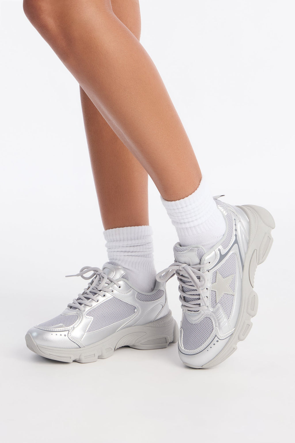 Comet Metallic Lace Up Sneakers - Silver